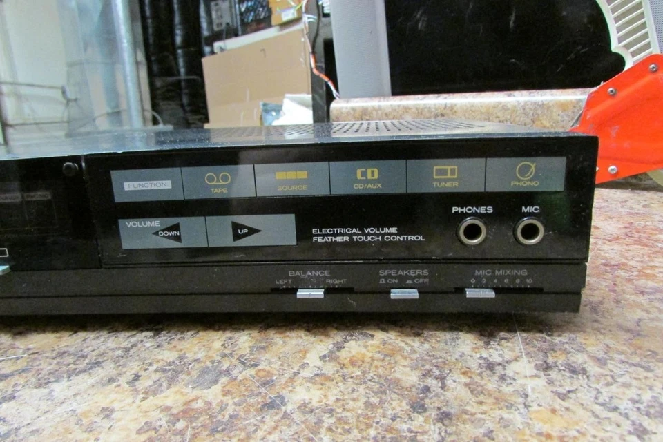 Amplificador/amplificador estéreo Hitachi vintage modelo HA-MD10 Foto 3 de 4