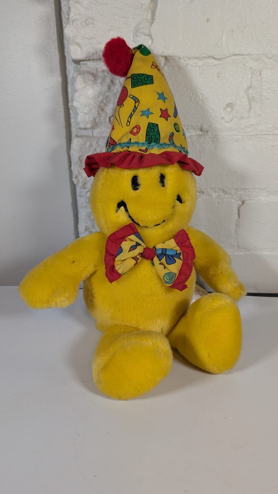 VTG Dan Dee Animated Plush Toy 1990s Tickle Wiggle Happy Birthday Smiley SINGS
