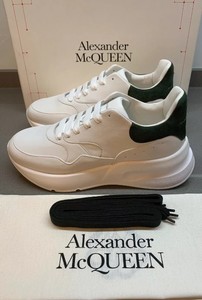 ACQUISTA 2 DI OGNI SCATOLA alexander mcqueen verdi E OTTIENI IL 70% DI  SCONTO!
