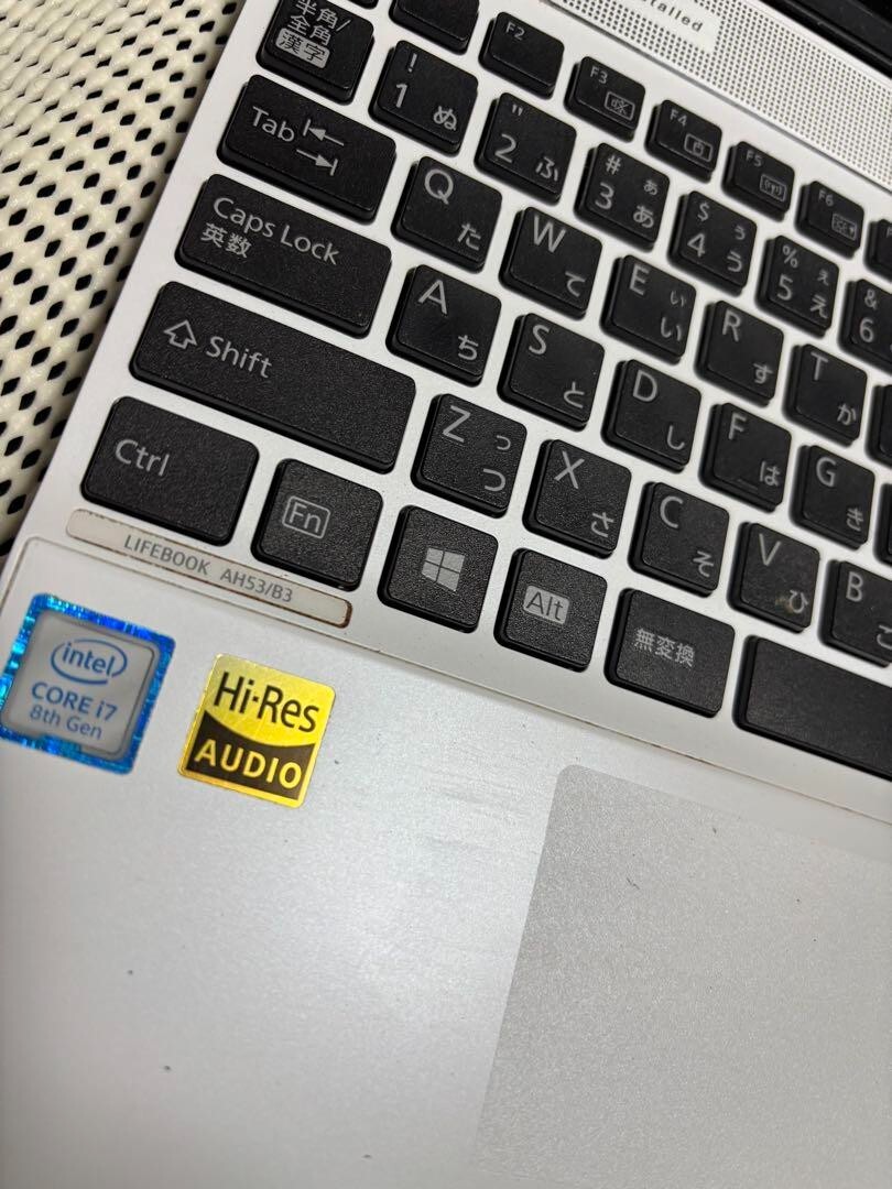 Fujitsu LIFEBOOK AH53/B3 Core i7 8550U SSD 256GB RAM 8GB