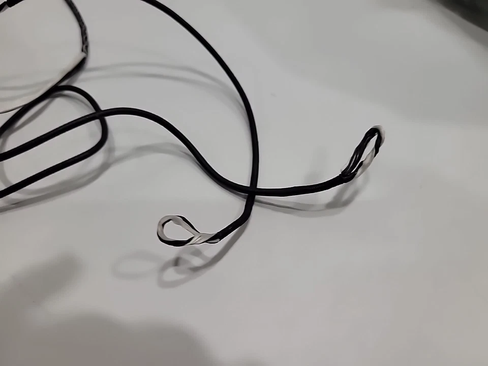 Genesis Bowstring Black/White # BG11498 - Image 4 of 4