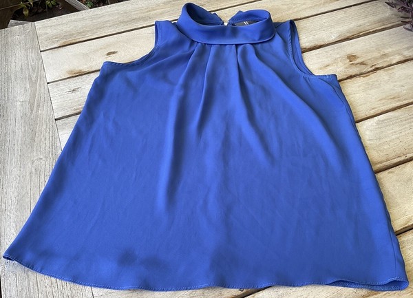 BHS Women’s Royal Blue Crepe Sleeveless Blouse Top Shirt Collared Size 10