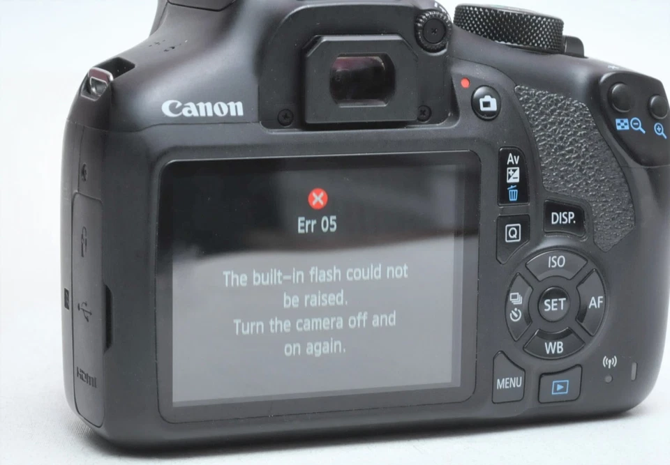 Canon EOS Rebel T6 DSLR Camera Body Only *Issue* - Image 2 of 4