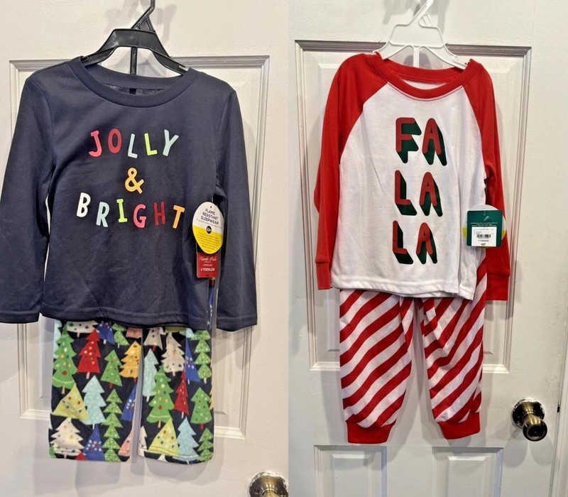 Toddler - Lot of 2 Christmas 2 Piece Set Pajamas Size 3T