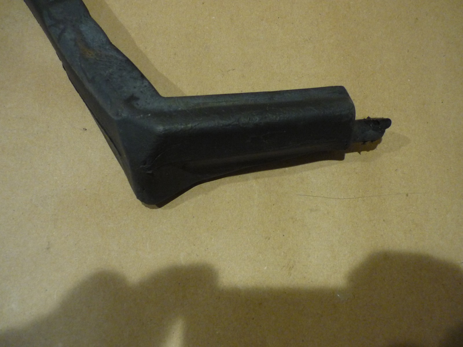 Ferrari 308 - Roof Rubber GTS (Top Piece Only)- P/N 60380201