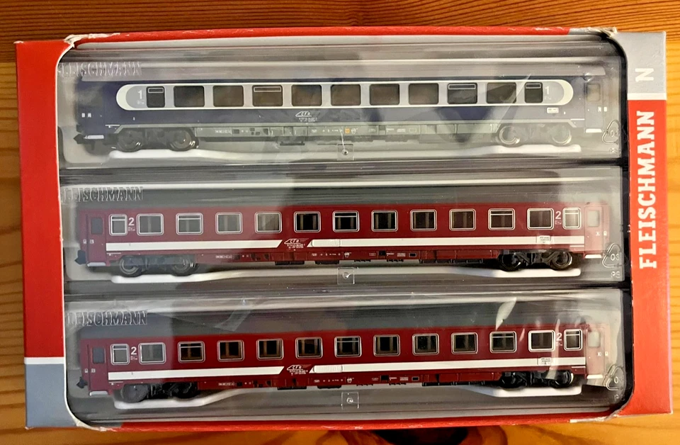 3 teiliges Wagenset Fleischmann CFR Nachtzug Dacia 814401 in OVP - Bild 2 von 3