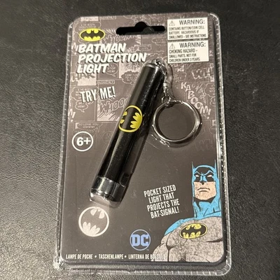 DC Comics Batman Projection Light Keychain Paladone Brand New RARE - Image 1 of 2