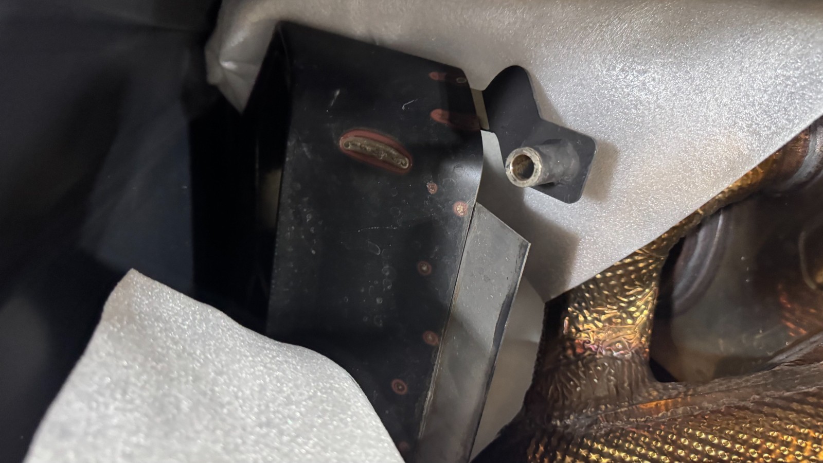 Lamborghini Aventador S - OE Genuine 3PC - Muffler, Tips and CATS included 
