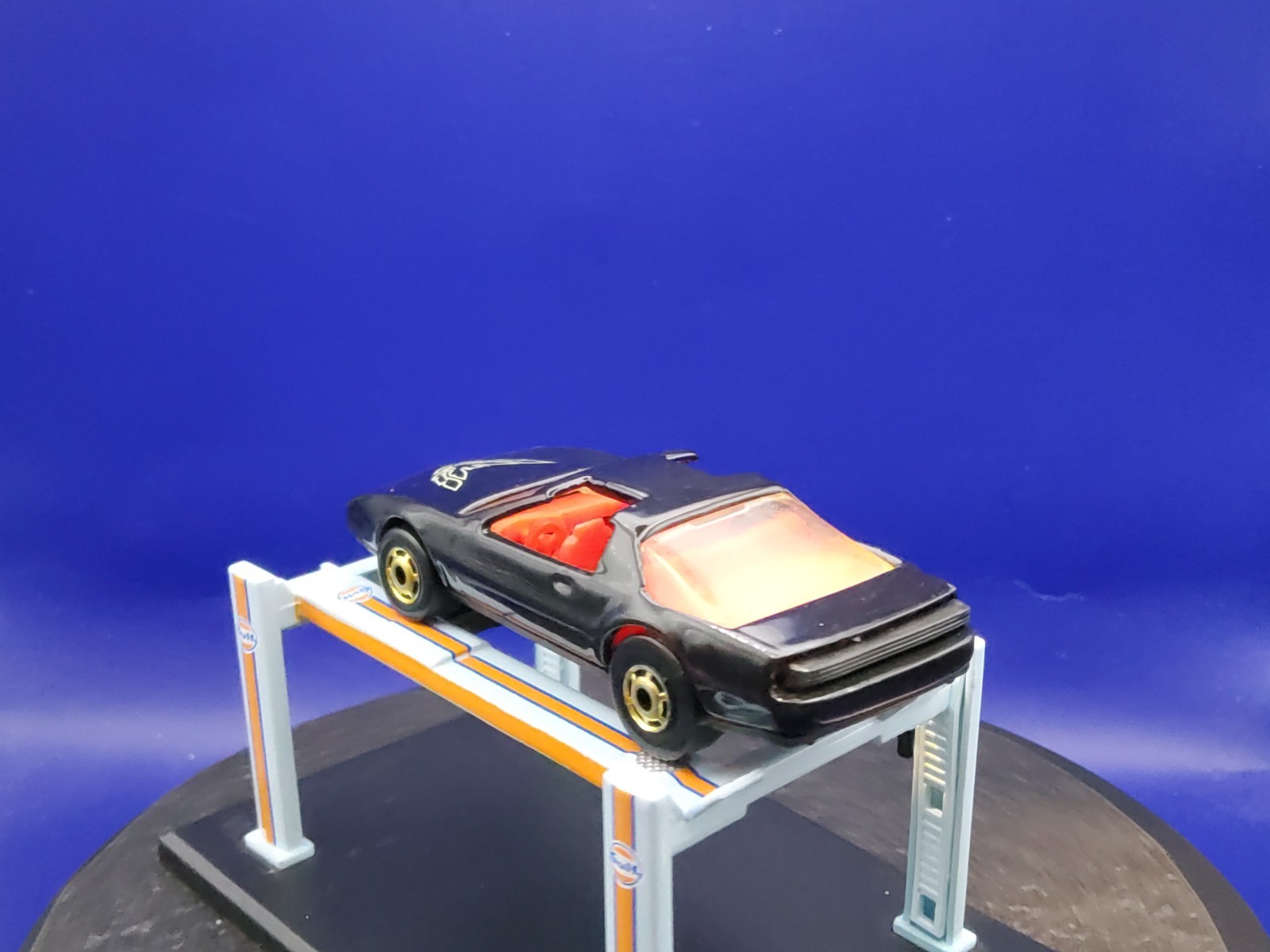 Picture 4 of 6