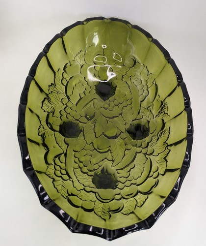 Vintage Harvest Grape Indiana Green Glass Footed Oval Center Fruit Bowl 12” - Picture 4 of 7