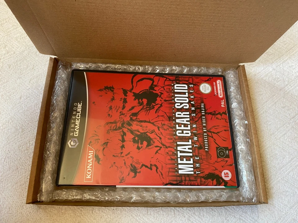 Metal Gear Solid The Twin Snakes Gamecube - UK PAL VGC CIB Reg & Natural Discs - Image 3 of 4