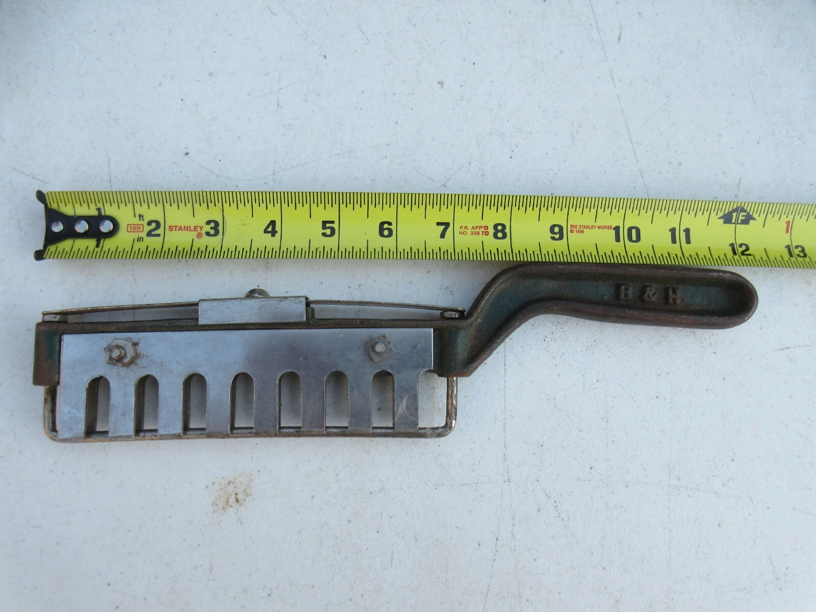 VINTAGE B & H MEAT TENDERIZER
Opens in a new window or tab