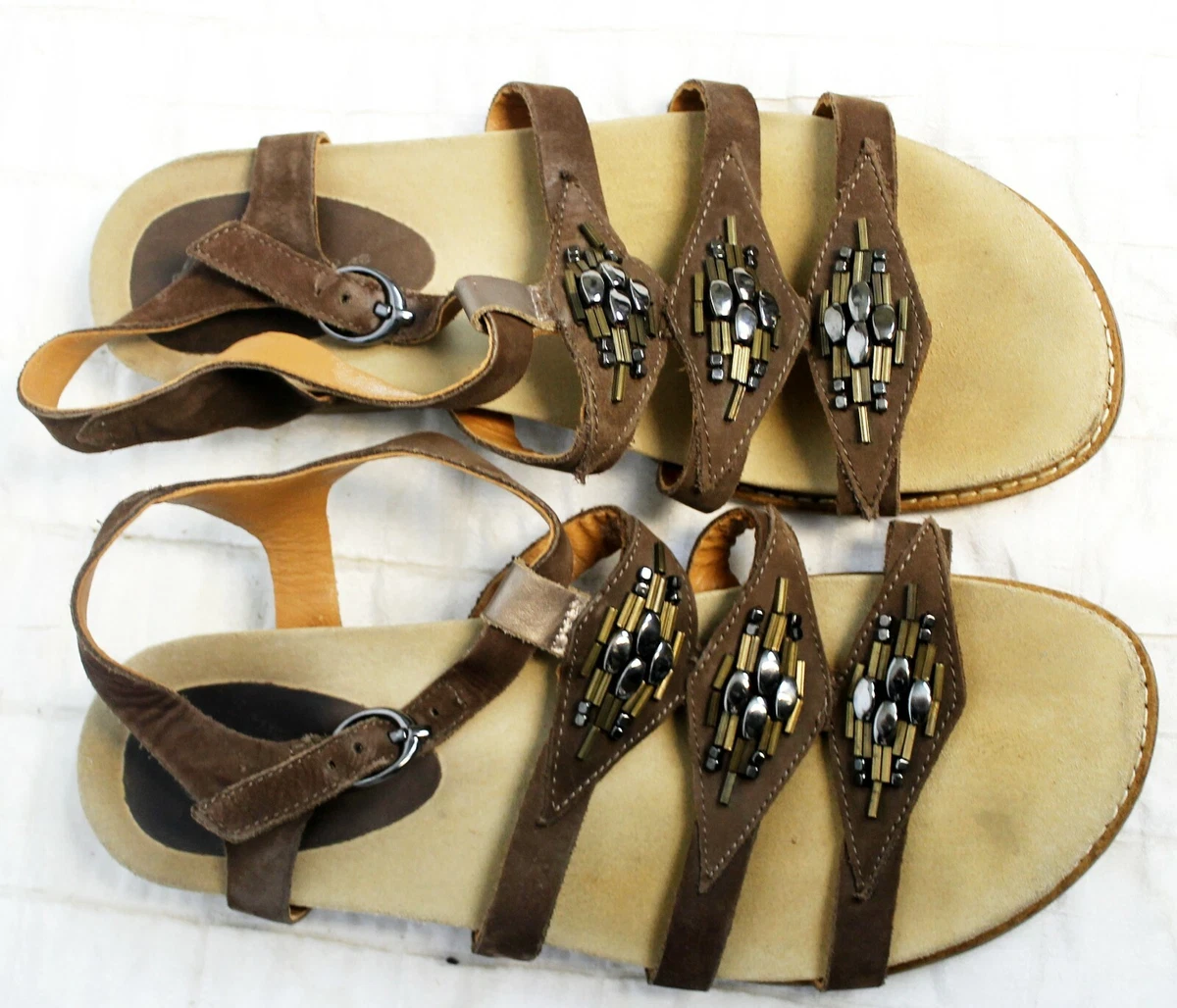 Earthies sandals deals