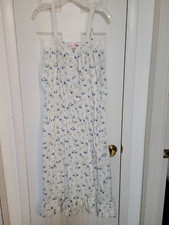 VINTAGE VICTORIA'S SECRET WHITE FLORAL COTTON NIGHTGOWN WOMEN'S SZ SM PRE-OWNED