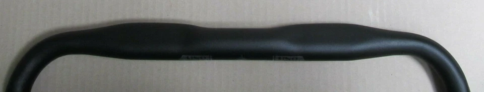 Manillar de bicicleta de carretera Kalloy Uno HB-L101 aluminio 44 cm Gravel 31,8 mm 304 gramos negro nuevo Foto 2 de 4
