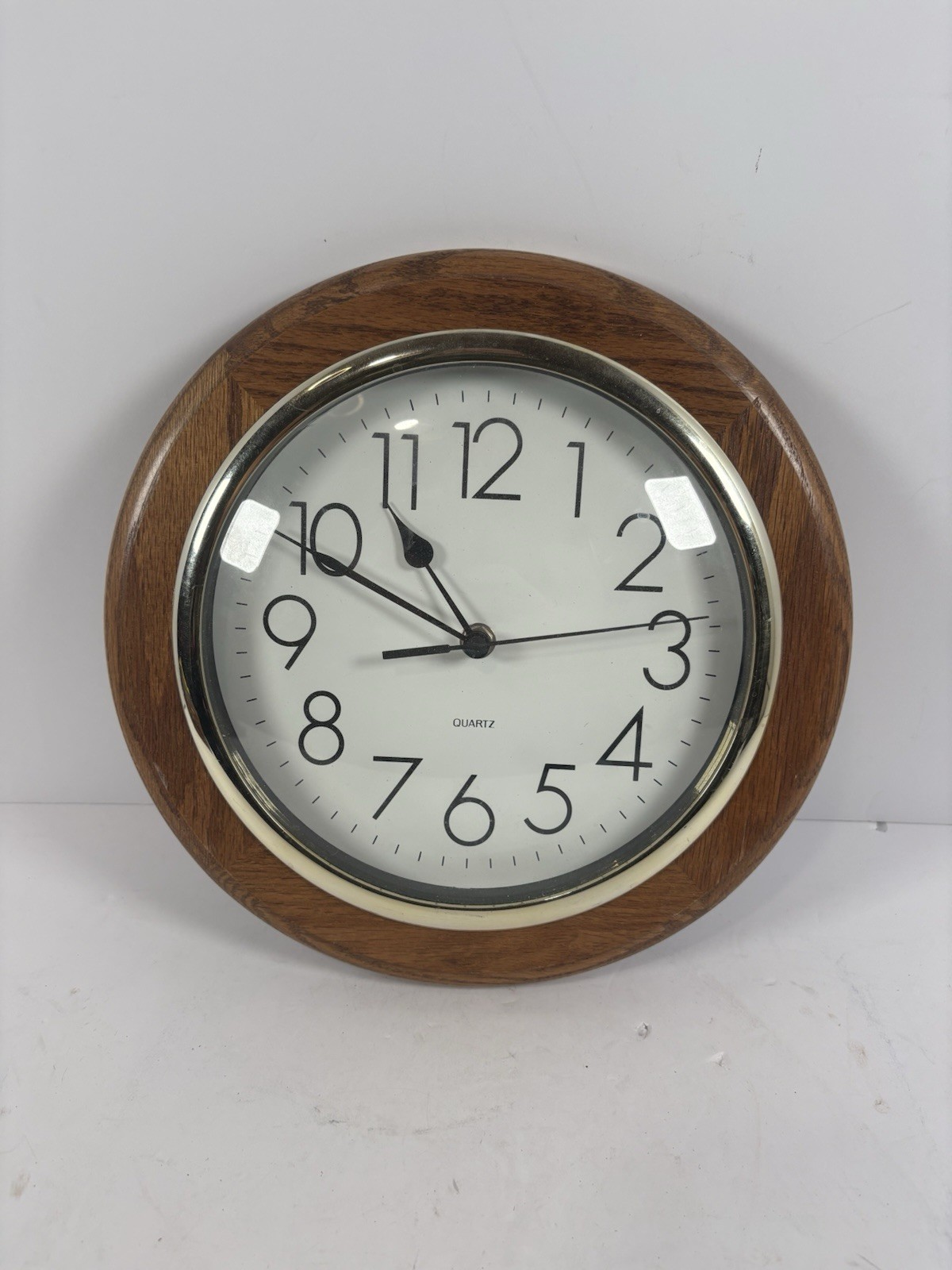 Vintage Quartz Wall Clock Oak Wood Grain Round Schoolhouse Style 11 Inch