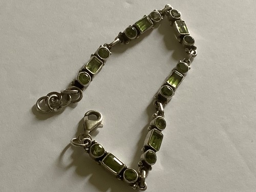 Sterling Silver Green Crystal Stone Bracelet - Picture 4 of 4
