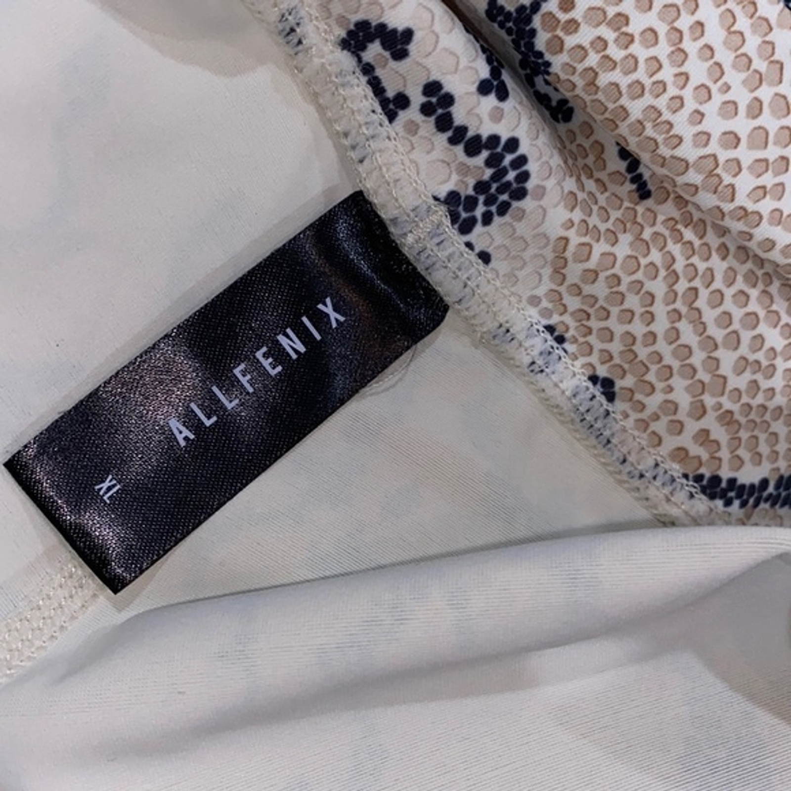 Allfenix size XLarge white python athletic leggin… - image 7