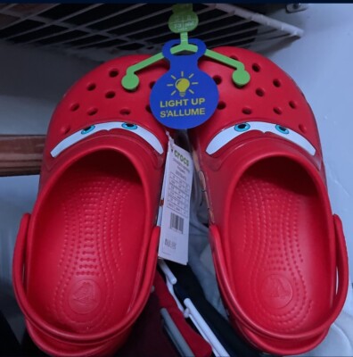 lightning mcqueen crocs size 7 womens/ 5 mens