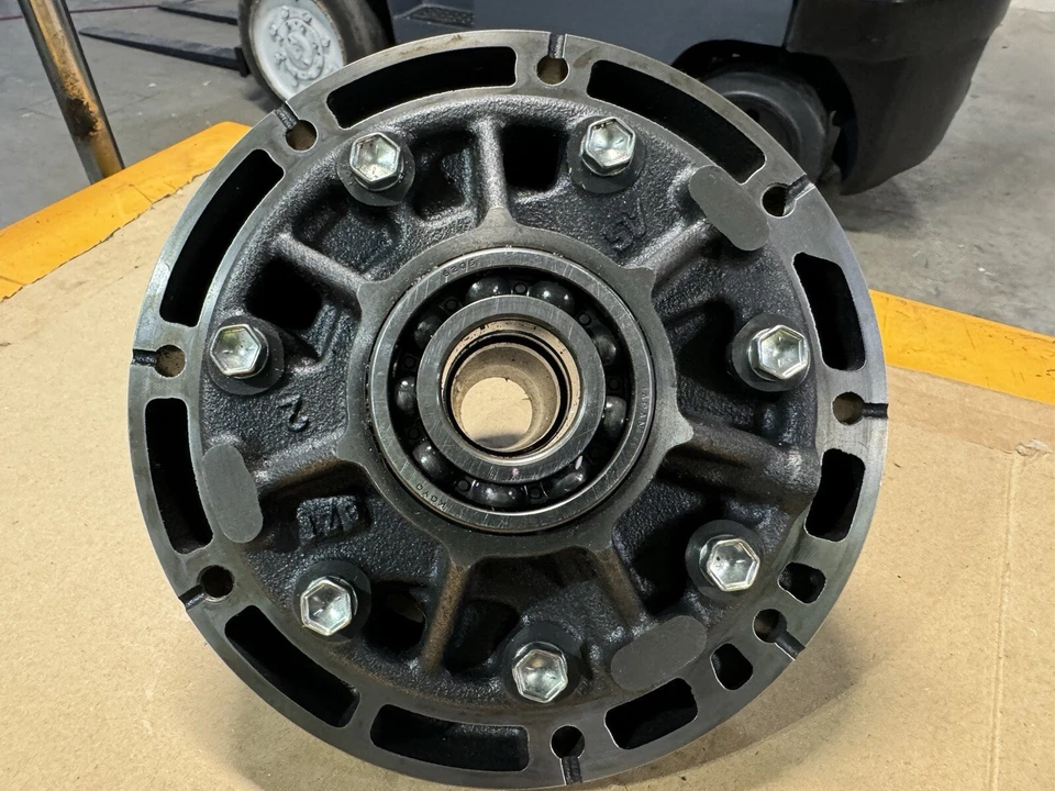 Bomba de transmissão 32560-U2260-71 Toyota empilhadeira 8FGU15 boa usada 3202-11 - Imagem 4 de 4