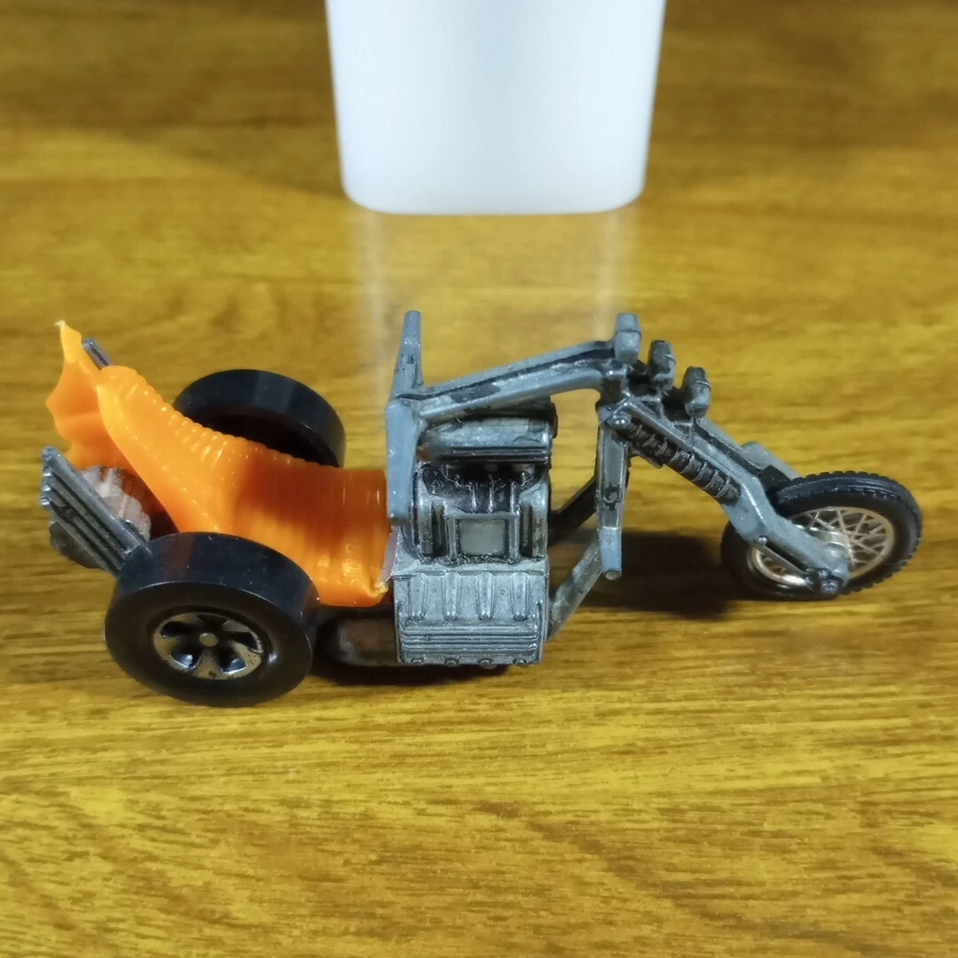 Hot Wheels Rrrumblers Orange Vintage Manufacture Diecast Cars