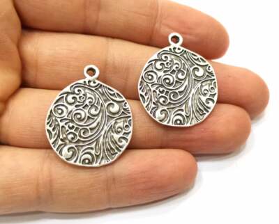 2 Pcs Ethnic Flat Dangle Charms Antique Silver Plated jewelry Accessories G19102