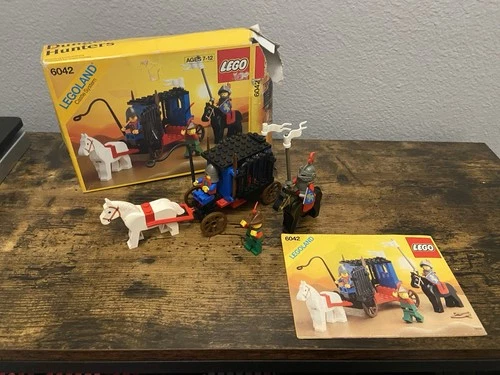 LEGO Castle: Dungeon Hunters 6042 - 100% Complete Box Instructions Vintage 1990