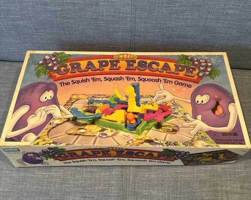 Vintage 1992 The Grape Escape Board Game Parker Brothers Complete w/ Die
