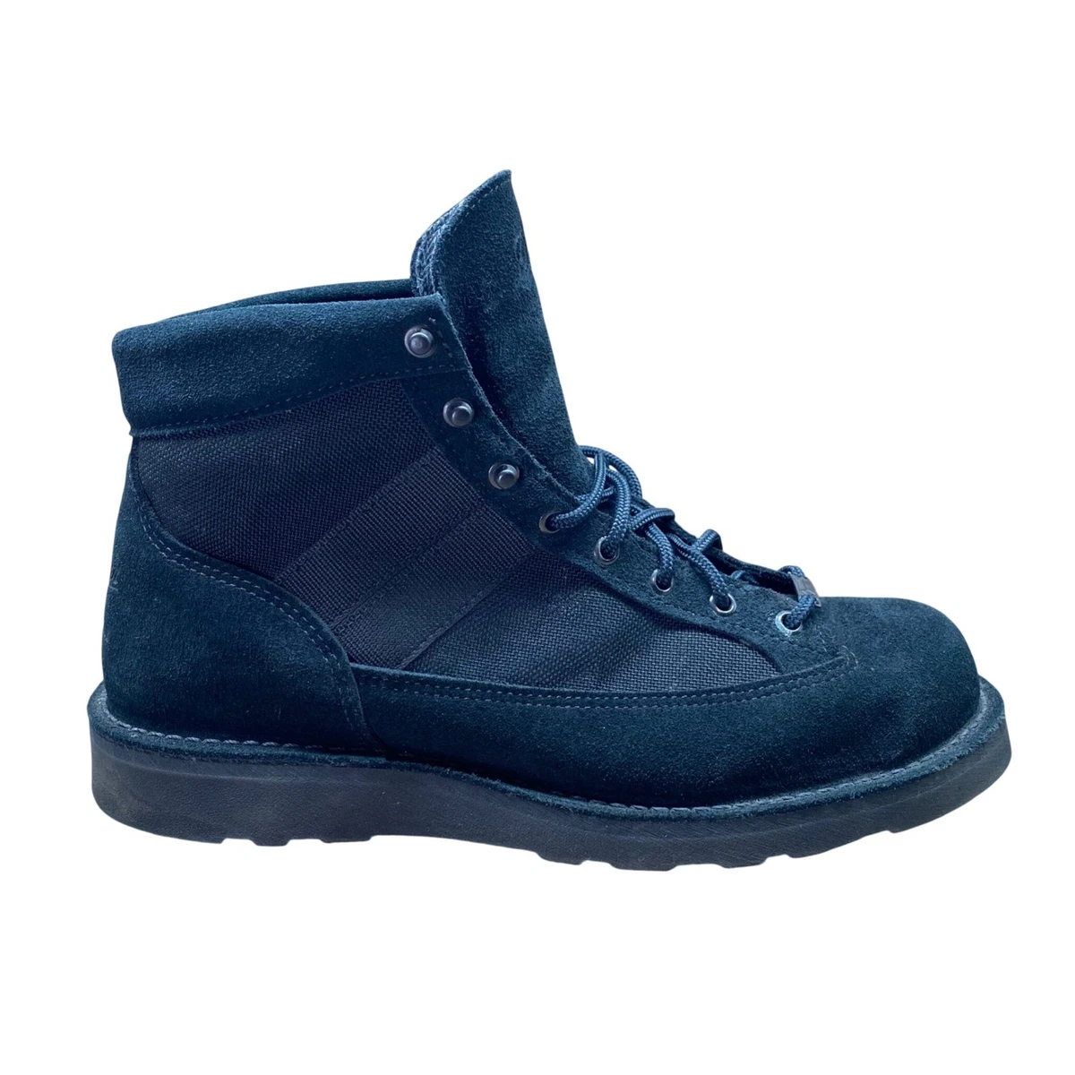 Danner x Wayne Enterprises x Uncrate Light Gotham City Boots Mens 12 Boots Black Danner Mountain Light Gore-Tex Boots | Uncrate Supply main image 4
