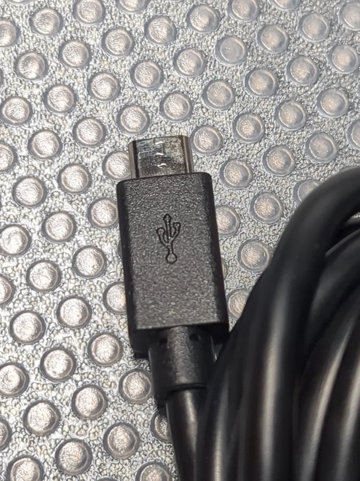 Cable USB a Micro USB Audio-Technica 8 pies - Buen Estado Foto 3 de 4