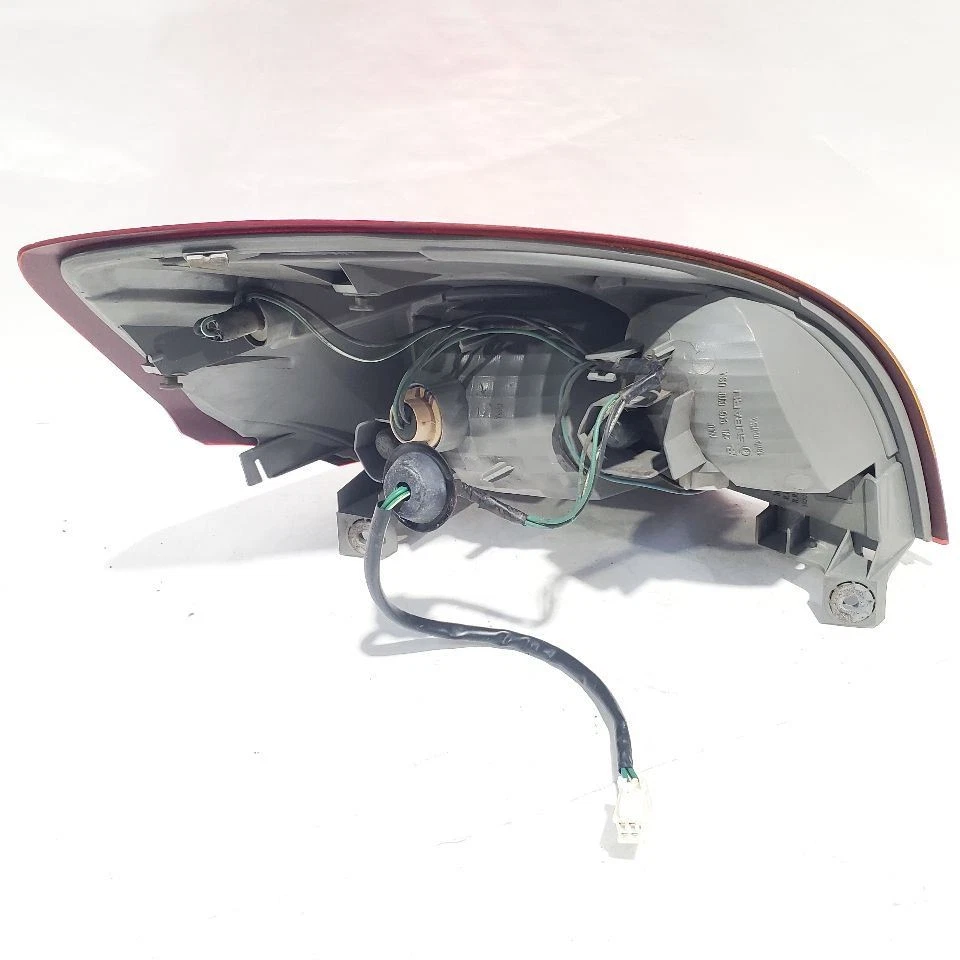 2006 2007 Subaru Outback Legacy EZ30D OEM Left Taillight Quarter Mounted - Image 3 of 4