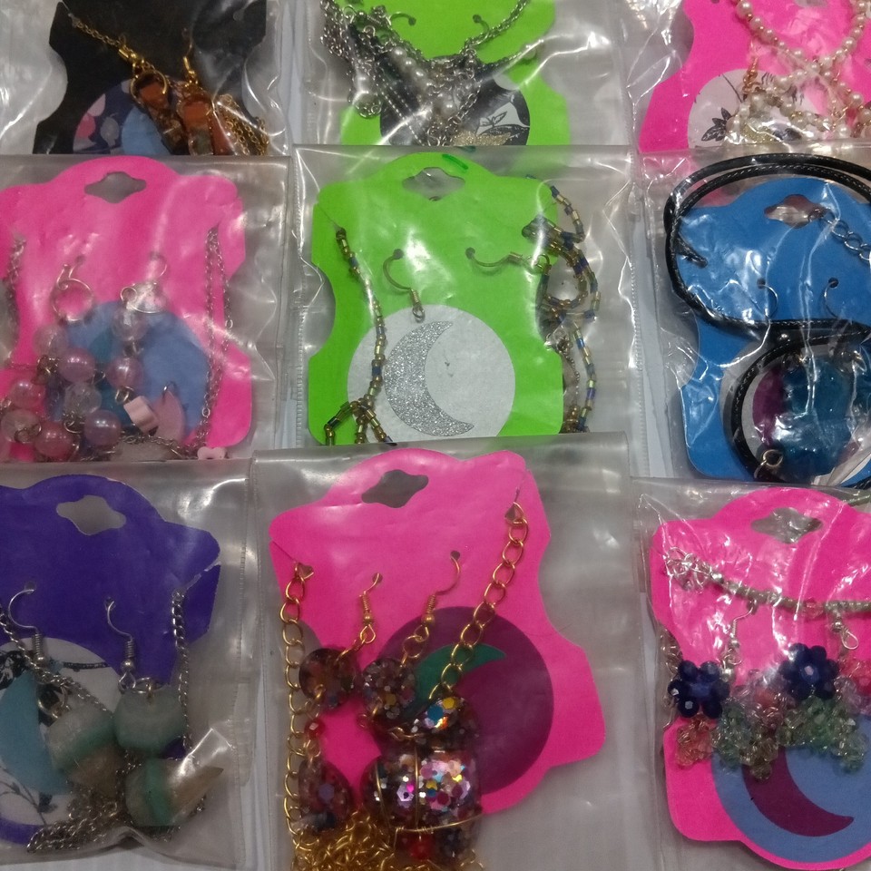 Shop Gift sets necklaces 10 Off First Order Fast Delivery