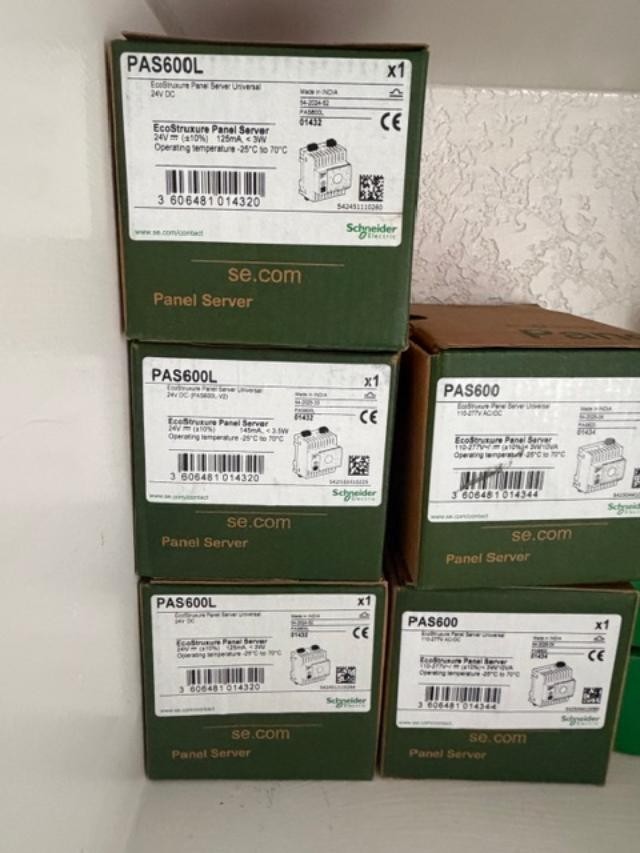 New Schneider Electric PAS600L EcoStruxure Panel Server 24Vdc NEW! SQUARE D