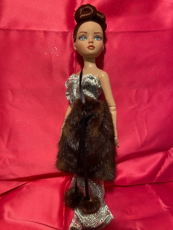 ~  MINK FUR TOTE BAG FOR EVANGELINE GHASTLY, ELLOWYNE WILDE DOLLS~