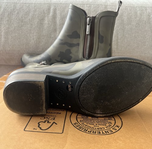 Lucky Brand Reigney Camo & Cheetah Print Chelsea RainBoots Men’s 6.5/Women’s 8.5 - Picture 9 of 24