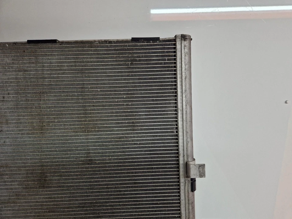 BMW 5 SERIES 2018 AIR CON CONDENSER 2.0L PETROL B48B20M0 B48B20B 64509891030 - Image 3 of 4