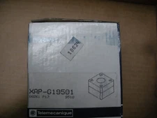 2 Telemecanique XAP-G19501 22mm control station enclosure 3/4" NPT lot of 2