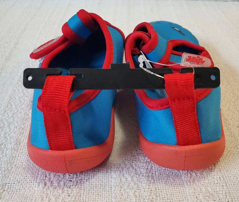 Kids Water Beach Shoes Shark Design Size 1 Aqua Kiks Blue Red Hook Loop NWT - Image 3 of 4