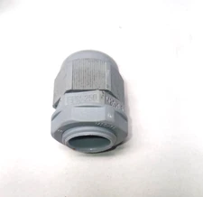 Lot of 4 , 1/2" EPN250 PVC Strain Relief Connector