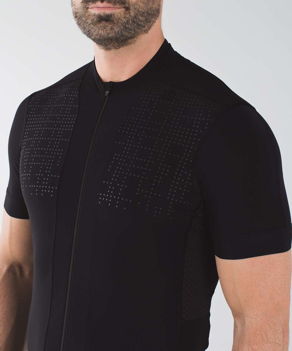 NWT - Lululemon Sea To Sky cycling Jersey Black, Hawk Blue