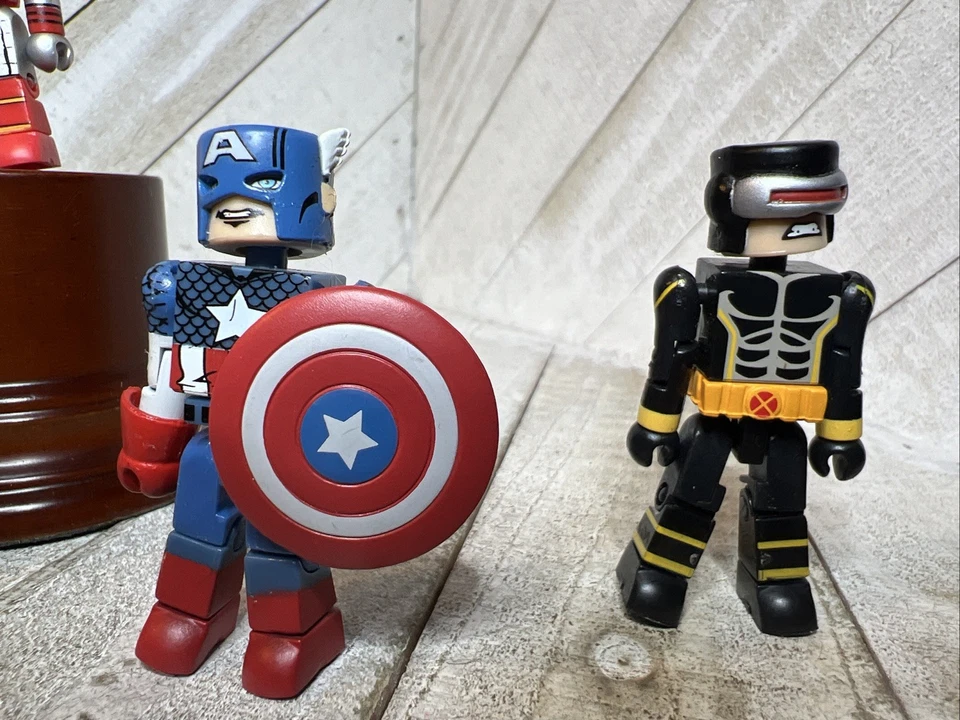 Marvel Minimates Lote Surtido 7 X-men Capitán América Kitty Prye y Más Foto 2 de 4