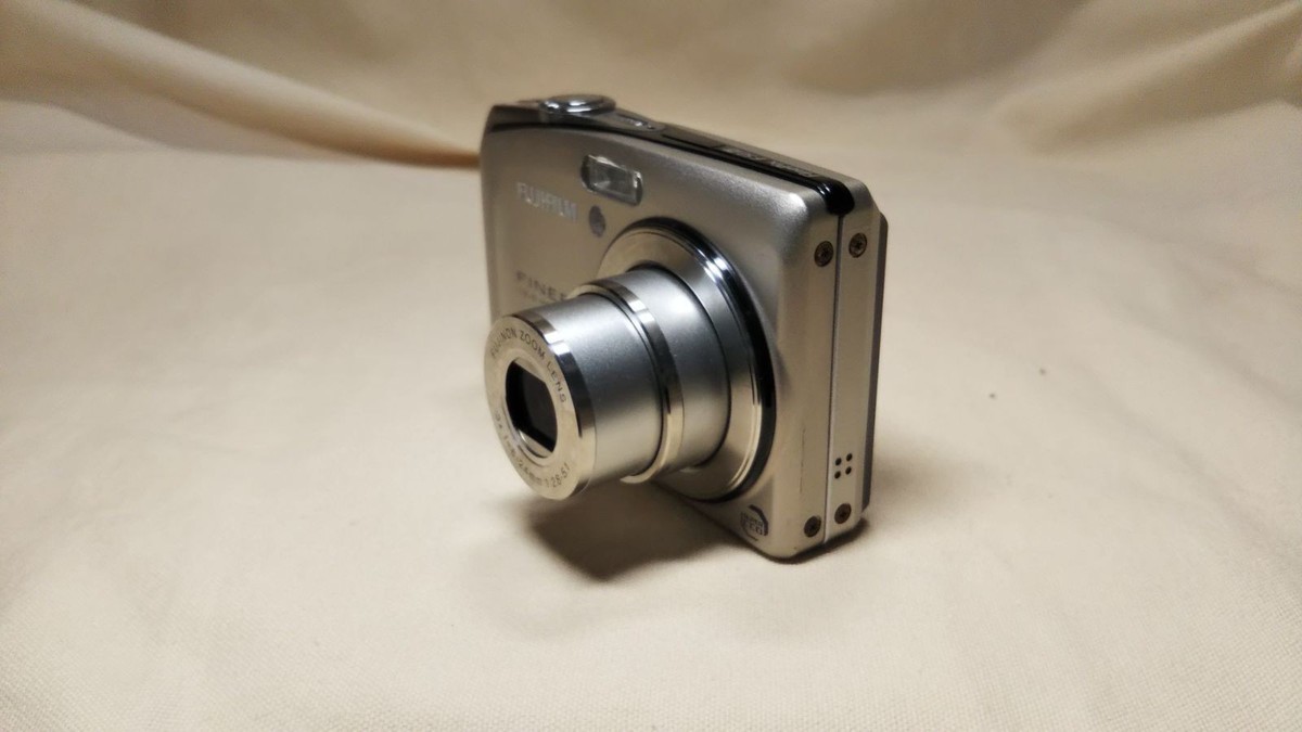 Fujifilm FinePix F50fd Silver Digital Camera Japan Seller Tested 