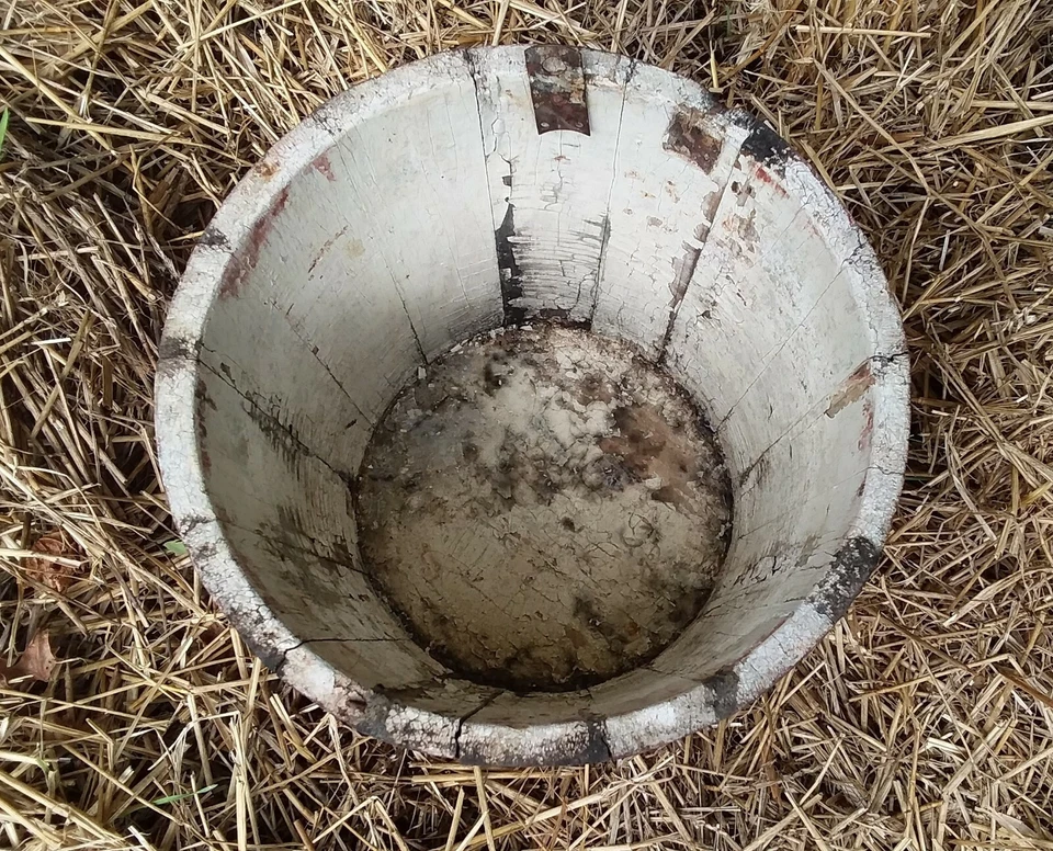 Primitive Maple Syrup Painted Bucket Paint Pail AAFA Berkshires New England - Image 4 of 4