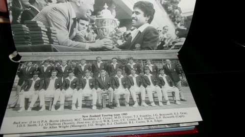 C. 1983/84 MCC Cricket Diary (8 photos ) Maps of Underground ,Lords etc. EXC . - Picture 10 of 17
