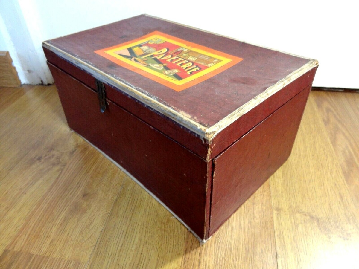Ancienne boite papeterie coffret jouet avec un nécessaire à
