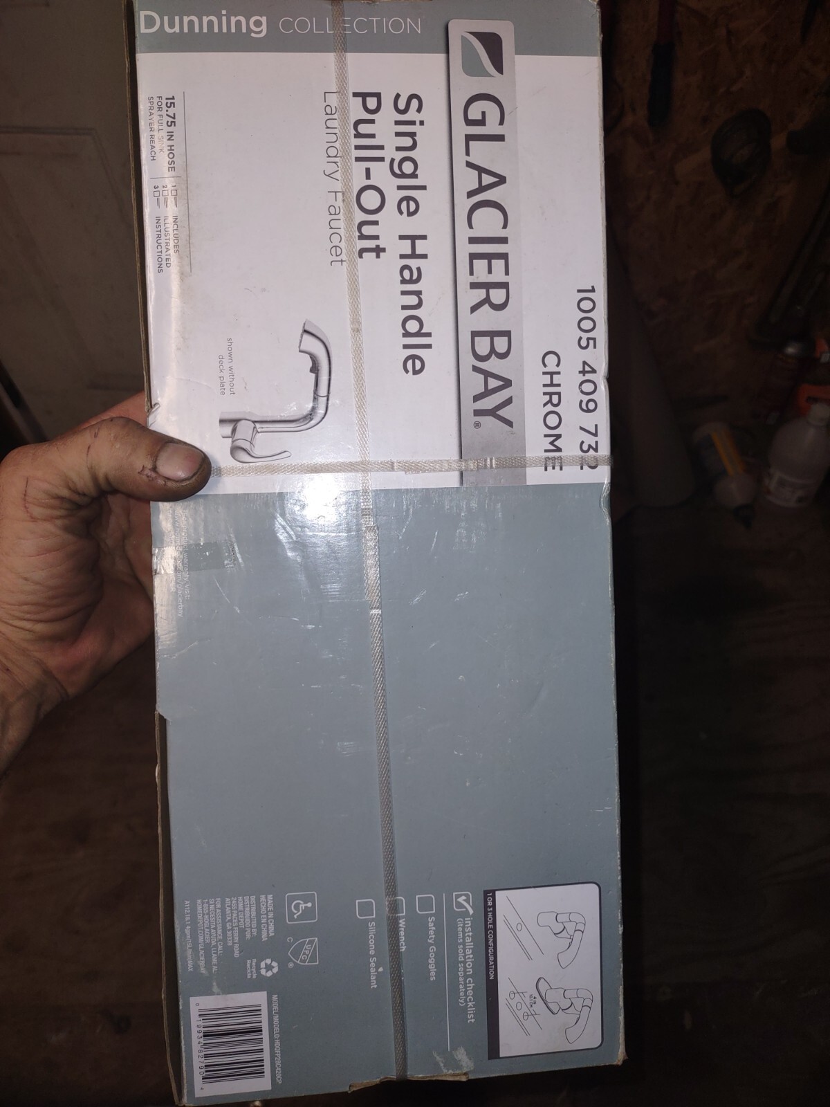 Glacier Bay Dunning SingleHandle PullOut Laundry Faucet 1005 409 732