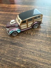 Ford Red 1979 Vehicle Year Vintage Manufacture Diecast Cars, Trucks & Vans