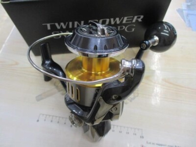 リール SHIMANO TWIN POWER SW8000PG SHIMANO TWIN POWER SW 8000 SPINNING REEL 5.6:1 GEAR RATIO