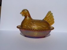 Carnival Indiana Glass hen on nest