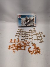 Airfix 01709 Scale 1/72 WWII British 8th Army Model Figures - 59 Figures